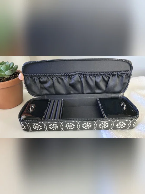 Mary Kay Floral Pattern Black & Pink Travel Organizer NWOT - Picture 5 of 7